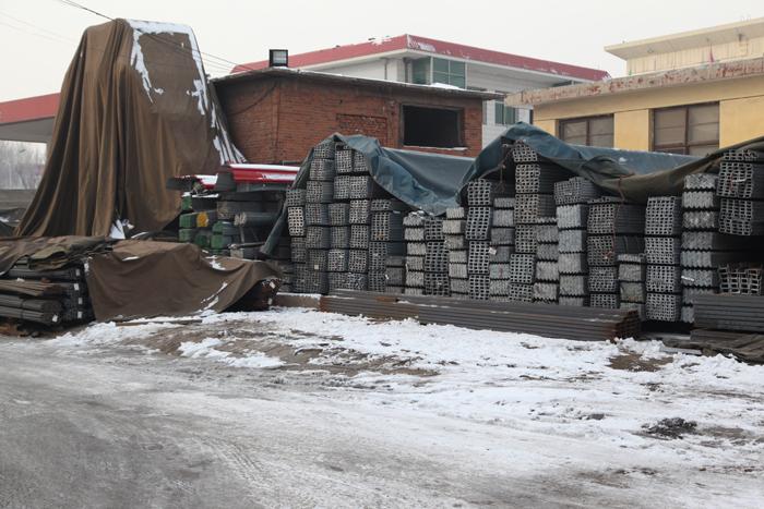 熱鍍鋅槽鋼展示 熱鍍鋅槽鋼展示